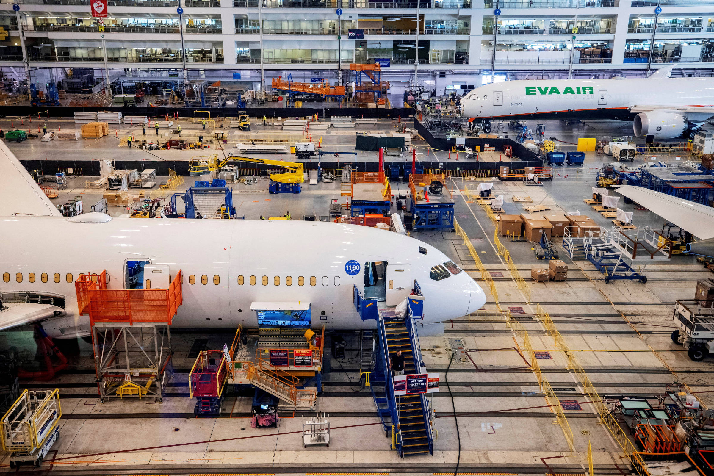 Problemas de Qualidade na Boeing Levam a Críticas à Agência Reguladora de Aviação dos EUA